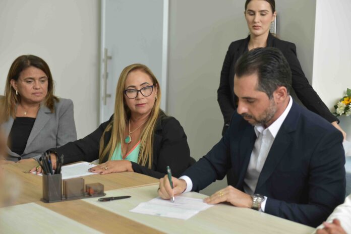 Posse do novo presidente da Codesaima, engenheiro civil Sidnei Camacho Ramos (1)