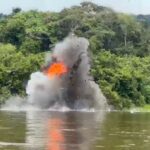 Forças Armadas destroem embarcação e apreendem equipamentos em operação contra garimpo ilegal na Terra Yanomami