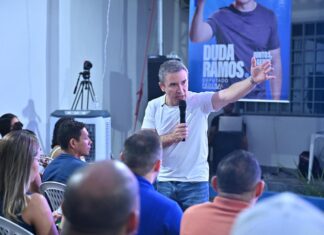 Projeto de Duda Ramos avança na Câmara e amplia justa causa para condenados por maus-tratos a animais