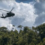 Operação militar leva gerador de 1,3 tonelada à terra Yanomami em Roraima
