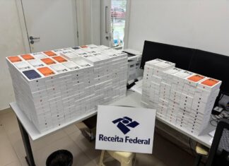 Receita Federal apreende carga de iPhones e roupas esportivas avaliada em R$ 8 milhões na BR-174 Receita federal iPhones carga