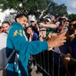 Seleção Brasileira chega a Houston para enfrentar o Japão em duelo decisivo da Copa do Mundo seleção brasileira futebol cbf copa do mundo texas houston