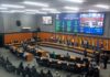 ALE-RR exonera todos os servidores comissionados e suspende auxílio pago a militares cedidos ALE-RR exonera todos os servidores comissionados e suspende auxílio pago a militares cedidos