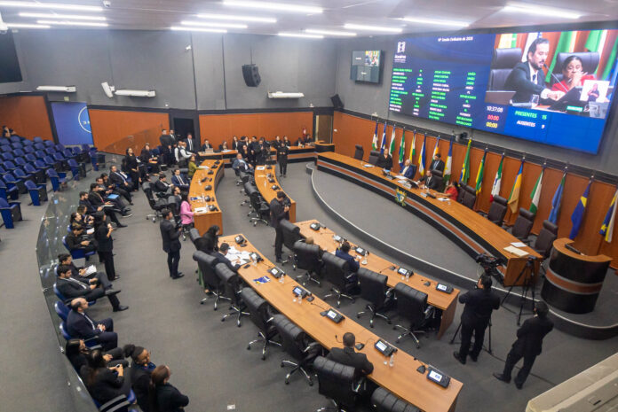 ALERR autoriza Executivo a contratar empréstimo internacional de 30 milhões de dólares
