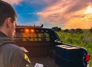 PRF apreende 89 iPhones avaliados em R$ 650 mil e resgata nove cubanos em Roraima