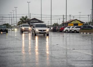 SMTRAN orienta motoristas a redobrarem cuidado durante período chuvoso Chuvas Boa Vista