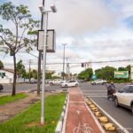 Semáforo da Glaycon de Paiva com Terêncio Lima volta a operar em três tempos Semáforo