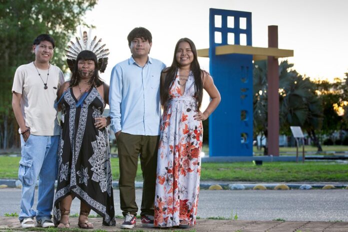 Acadêmicos indígenas da UFRR Inscrições para Vestibular Indígena 2027 da UFRR seguem abertas até 30 de junho