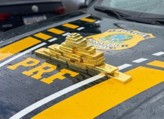 Carga de ouro avaliada em R$ 10 milhões é apreendida na BR-174 no Sul de Roraima Carga de ouro avaliada em R$ 10 milhões é apreendida na BR-174 no Sul de Roraima