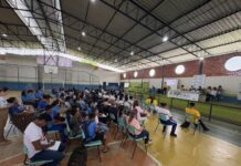 Após cobrança de indígenas e estudantes, escola na Terra Yanomami sai do papel em Alto Alegre
