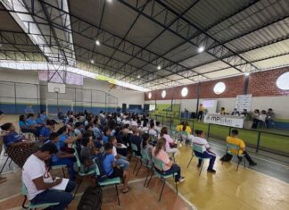 Após cobrança de indígenas, escola na Terra Yanomami sai do papel em Alto Alegre