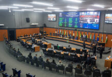 Deputados analisam vetos do Governo e rejeitam maioria das mensagens enviadas