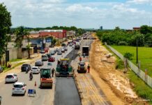 Prefeitura inicia asfaltamento da duplicação da Avenida Venezuela em Boa Vista