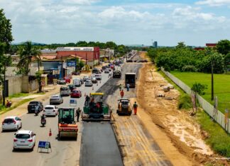 Prefeitura inicia asfaltamento da duplicação da Avenida Venezuela em Boa Vista