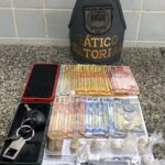 Jovem é preso com crack, lâminas e R$ 704 durante abordagem no Mecejana crack