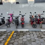 Homem é preso com bicicleta furtada no HGR e polícia encontra outras quatro e 11 carcaças bicicletas elétricas homem hgr