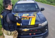 PRF prende dois homens com armas de fogo em Caroebe e Boa Vista PRF