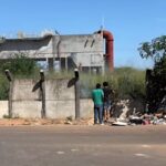 Corpo carbonizado é encontrado em fossão e polícia investiga suspeita de homicídio seguido de esquartejamento em Boa Vista Corpo carbonizado é encontrado em fossão e polícia investiga suspeita de homicídio seguido de esquartejamento em Boa Vista