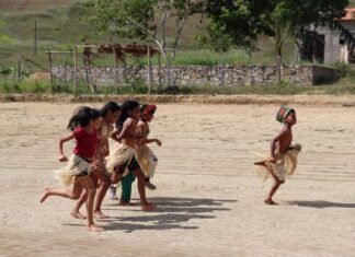 Comunidade indígena de Pacaraima será destaque em documentário pelos 60 anos da Embratur Comunidade indígena de Pacaraima será destaque em documentário pelos 60 anos da Embratur