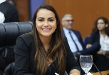 Lei de autoria de Joilma Teodora garante inclusão e direitos a pessoas com doenças crônicas no Estado Joilma Teodora