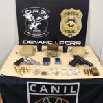 Trio é preso com 3,6 kg de drogas, duas armas e 74 munições no João de Barro em Boa Vista Trio é preso com 3,6 kg de drogas, duas armas e 74 munições no João de Barro em Boa Vista