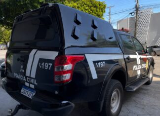 Liderança indígena é presa suspeita de resgatar e distribuir drogas de avião que caiu em Amajari drogas polícia civil
