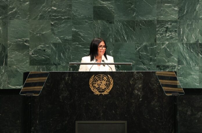 Venezuela anuncia 'transformação democrática' em discurso na ONU e convoca jovens emigrados a retornar