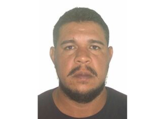 Capotamento de caminhonete deixa motorista morto e mulher ferida na RR-342 em Alto Alegre Capotamento de caminhonete deixa motorista morto e mulher ferida na RR-342 em Alto Alegre