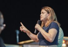 Helena da Asatur relata ataques na campanha e cobra respeito às mulheres na política