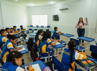 Prefeitura de Boa Vista convoca 10 professores de Artes e Educação Física para a rede municipal educação professores bao vista