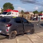 Carro capota após ser atingido por veículo que avançou preferencial no Caçari, em Boa Vista
