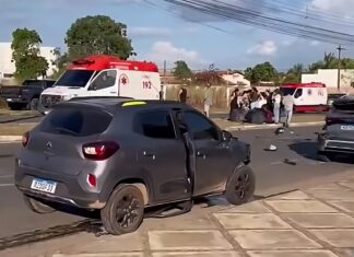 Carro capota após ser atingido por veículo que avançou preferencial no Caçari, em Boa Vista