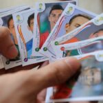 Trio de menores é levado às autoridades após furto de figurinhas da Copa em shopping de Boa Vista figurinhas copa