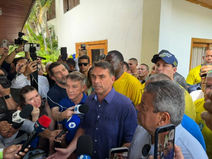 flávio bolsonaro flávio bolsonaro