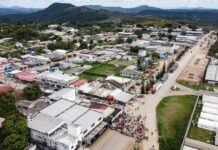 Homem persegue assaltantes e recupera R$ 4 mil após roubo em Pacaraima pacaraima