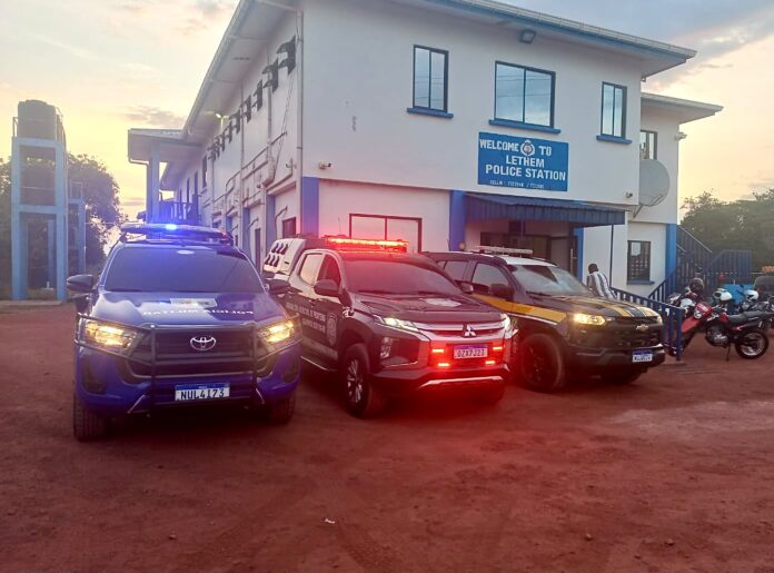 foto prf Trio suspeito de duplo homicício em Manaus é preso durante fuga para Guiana