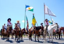 Cavalgada marca Dia do Gaúcho e encerra 38ª Semana Farroupilha em Roraima