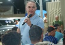 Jalser Renier é preso pela PF após agentes encontrarem R$ 19 mil e planilhas de campanha em escritório Jalser Renier é preso pela PF após agentes encontrarem R$ 19 mil e planilhas de campanha em escritório
