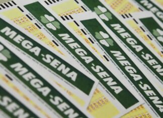 Mega-Sena acumula e prêmio principal é estimado em R$ 70 milhões para a próxima terça-feira (8) mega-sena