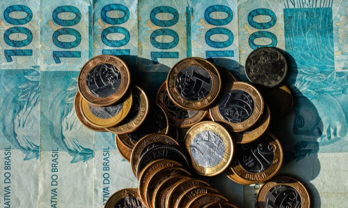 _raf1006_1 Dinheiro esquecido em bancos chega a R$ 5,65 bilhões e pode ser resgatado