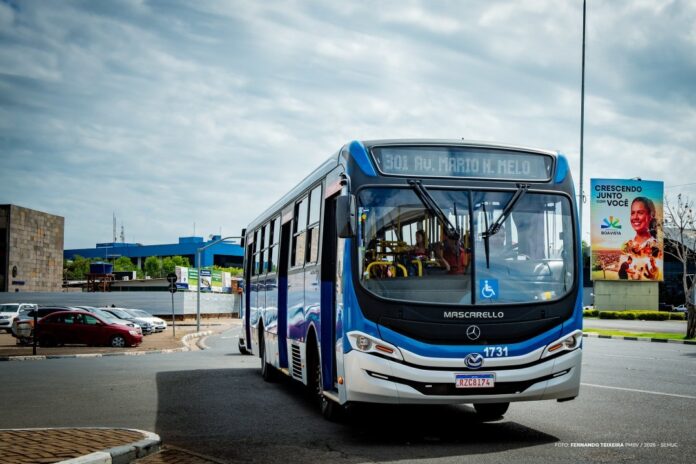 Transporte público durante as eleições - Ft FERNANDO TEIXEIRA Ônibus serão gratuitos em Boa Vista neste domingo (25) durante 2º turno das eleições