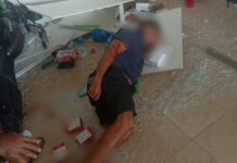Homem suspeito de dirigir embriagado invade loja com moto e causa prejuízo de R$ 3,5 mil em Caroebe Homem suspeito de dirigir embriagado invade loja com moto e causa prejuízo de R$ 3,5 mil em Caroebe