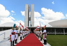Posse de presidente será em 5 de janeiro e de governadores no dia 6 em 2027 Posse de presidente será em 5 de janeiro e de governadores no dia 6 em 2027